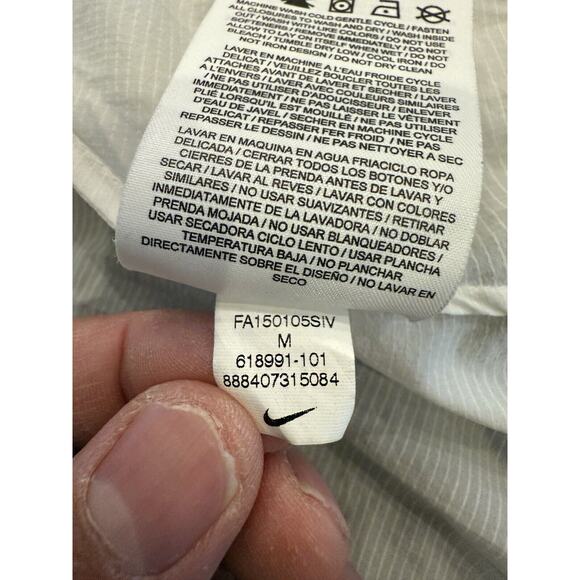 Nike Womens 3M Impossibly Light Running Full Zip Hooded Jacket Size M 618991-101 - Picture 8 of 10